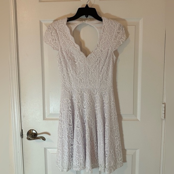 Dresses & Skirts - Lace Dress